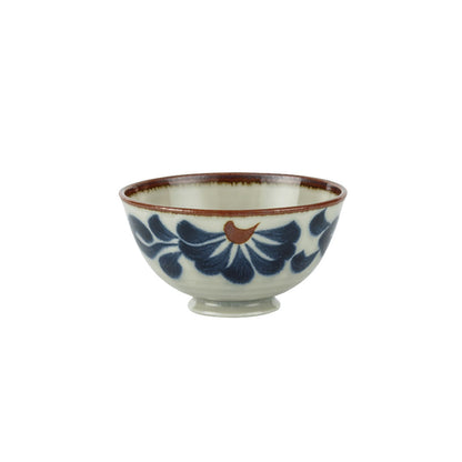 Karakusa-patterned tableware