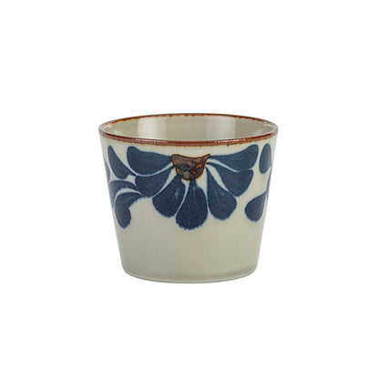 Karakusa-patterned tableware