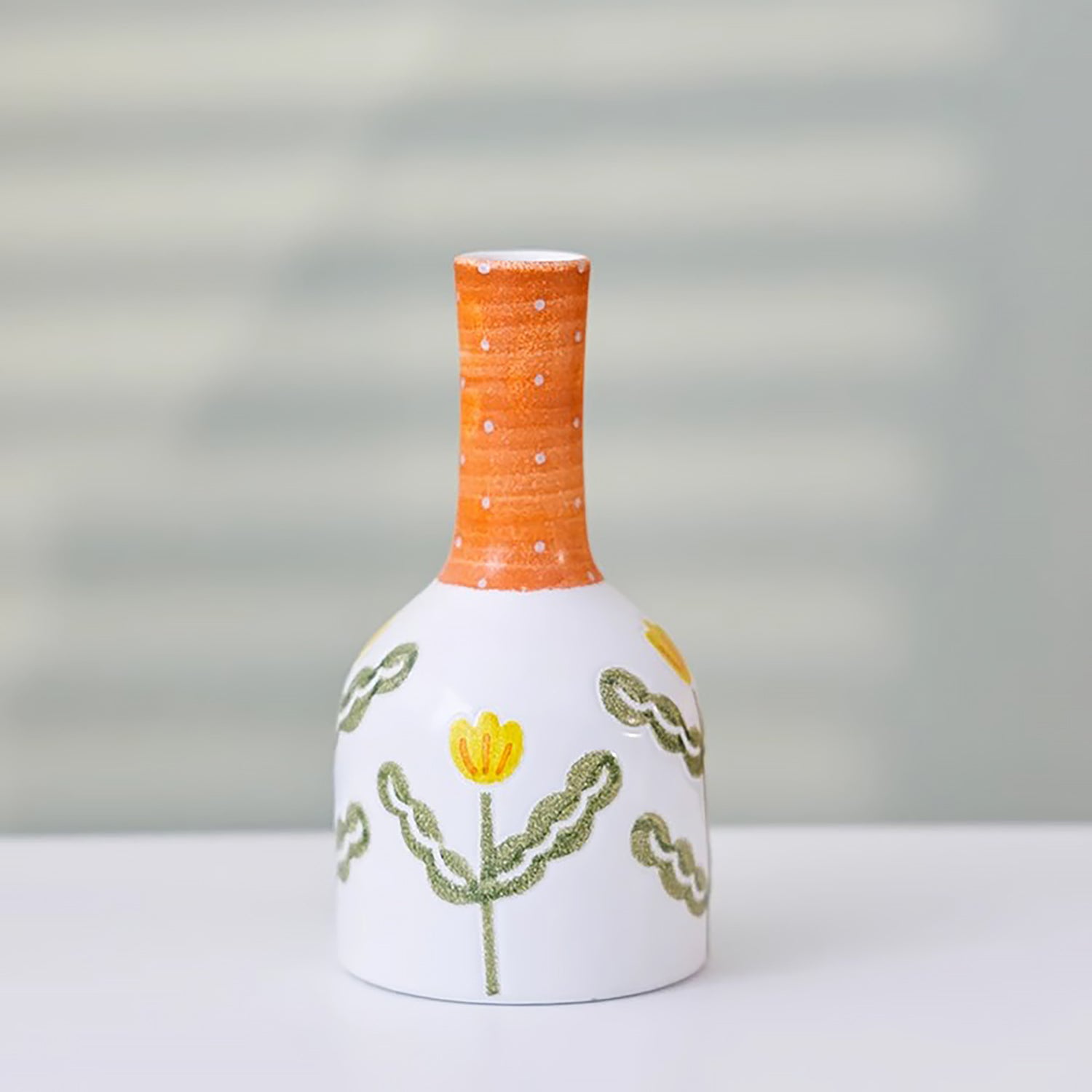 Vase en céramique fait main avec Motifs floraux