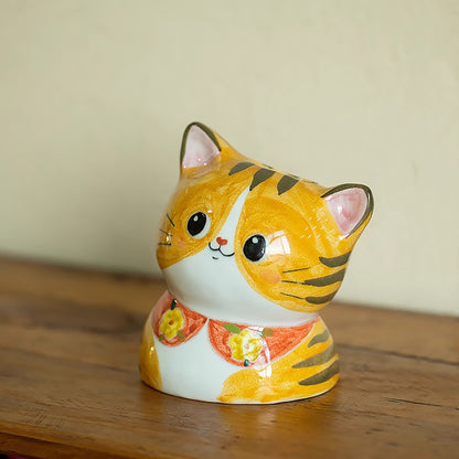 Vase mignon en céramique peinte à la main