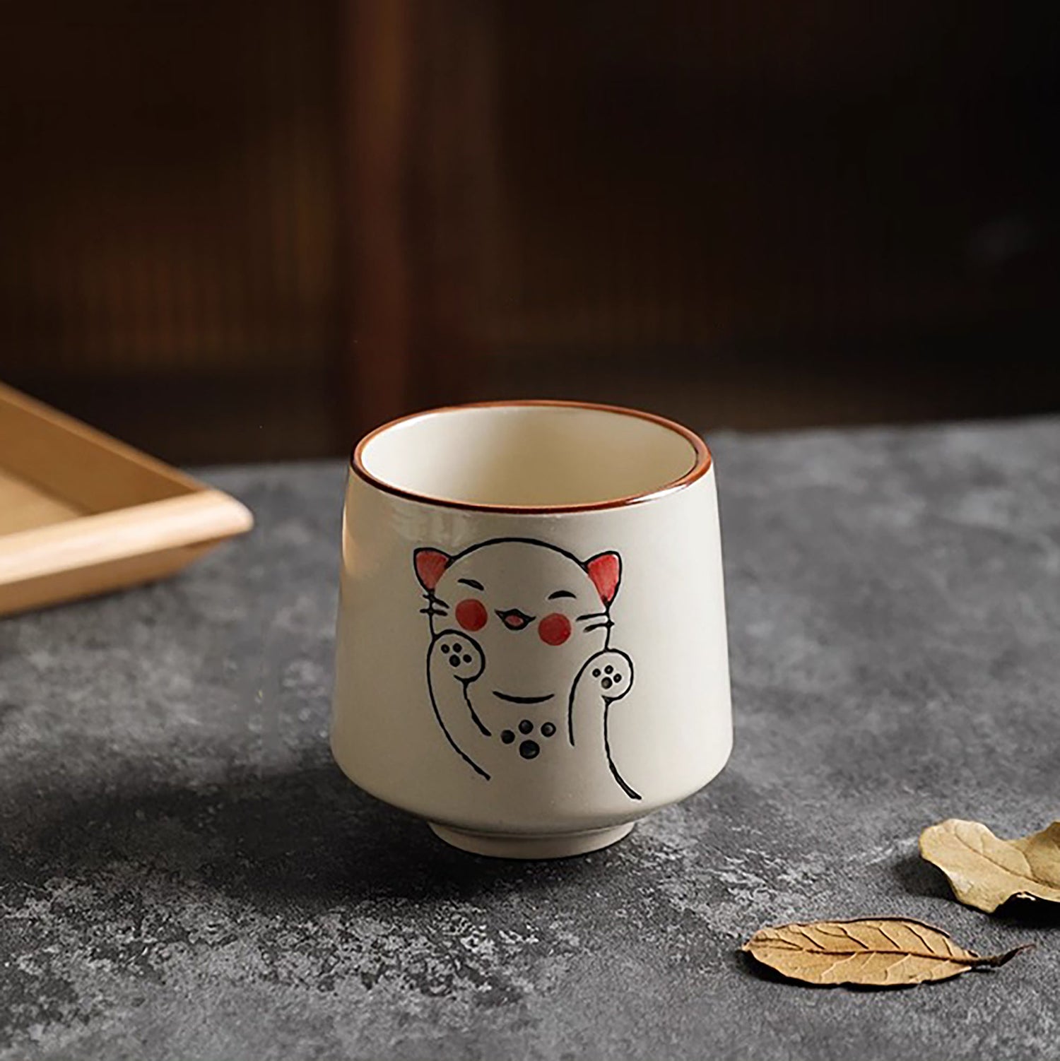 Tasse à thé avec motif rétro japonais