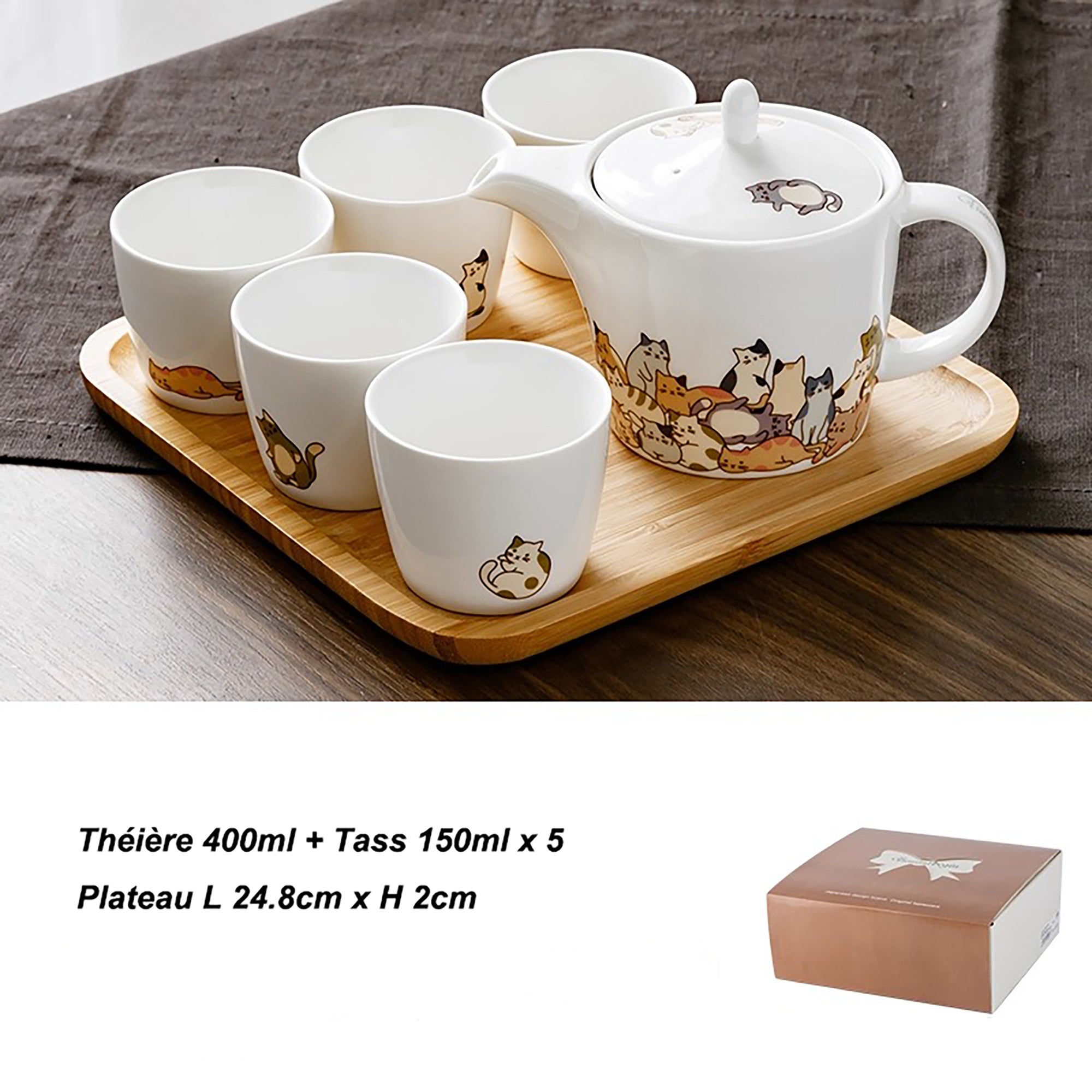 Service à thé avec mignon motif de chat