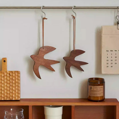 Sous-verre en bois de noyer forme hirondelle