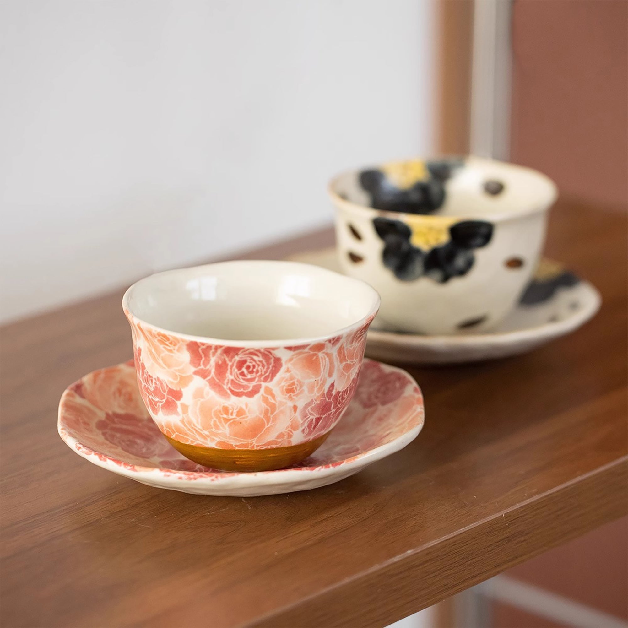 Tasse et soucoupe en grès Tokoname  avec Motif floral