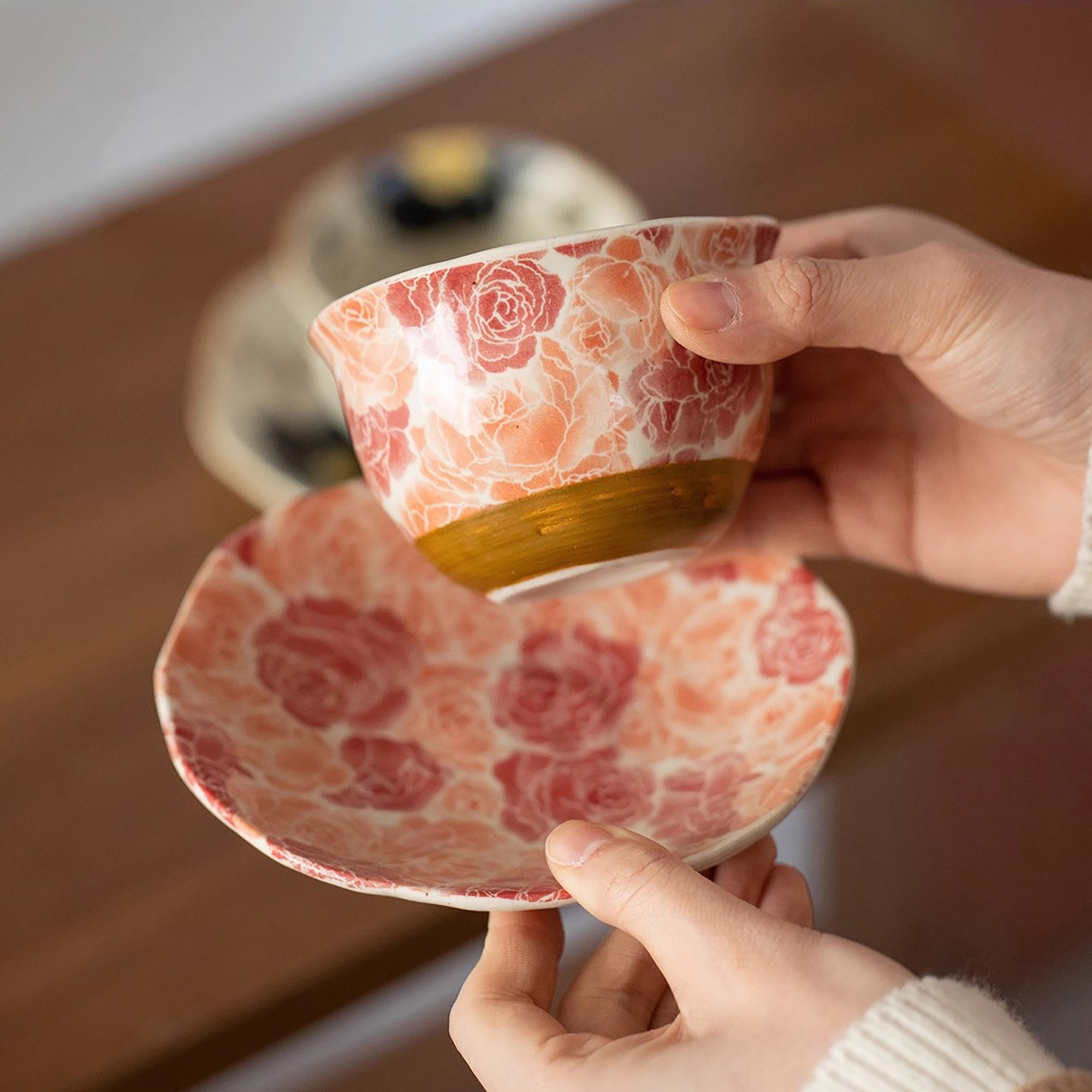 Tasse et soucoupe en grès Tokoname  avec Motif floral