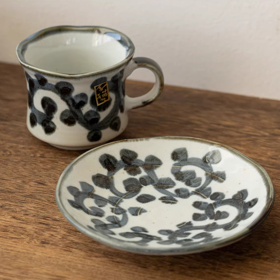 Tasse à café Setoyaki motif Tako Karakusa 