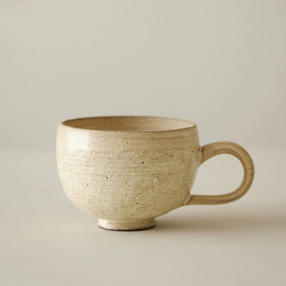Tasse à café en céramique Kohiki à fleurs en relief faite main