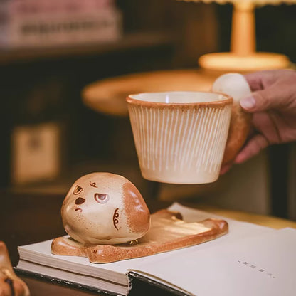 Tasse café en céramique artisanale avec motif chat et chien 