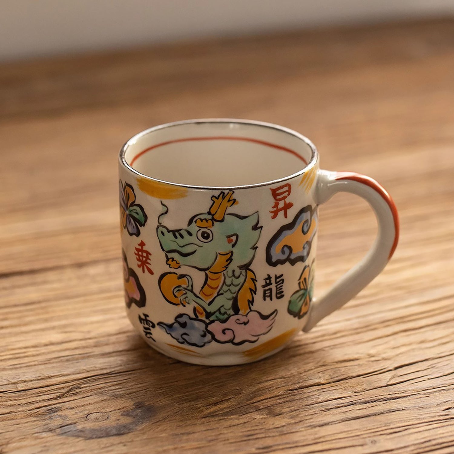 Mug Arita-Yaki avec motif Dragon Porte-Bonheur