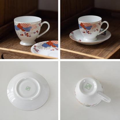 Mug à café Arita yaki avec motif nuages auspices