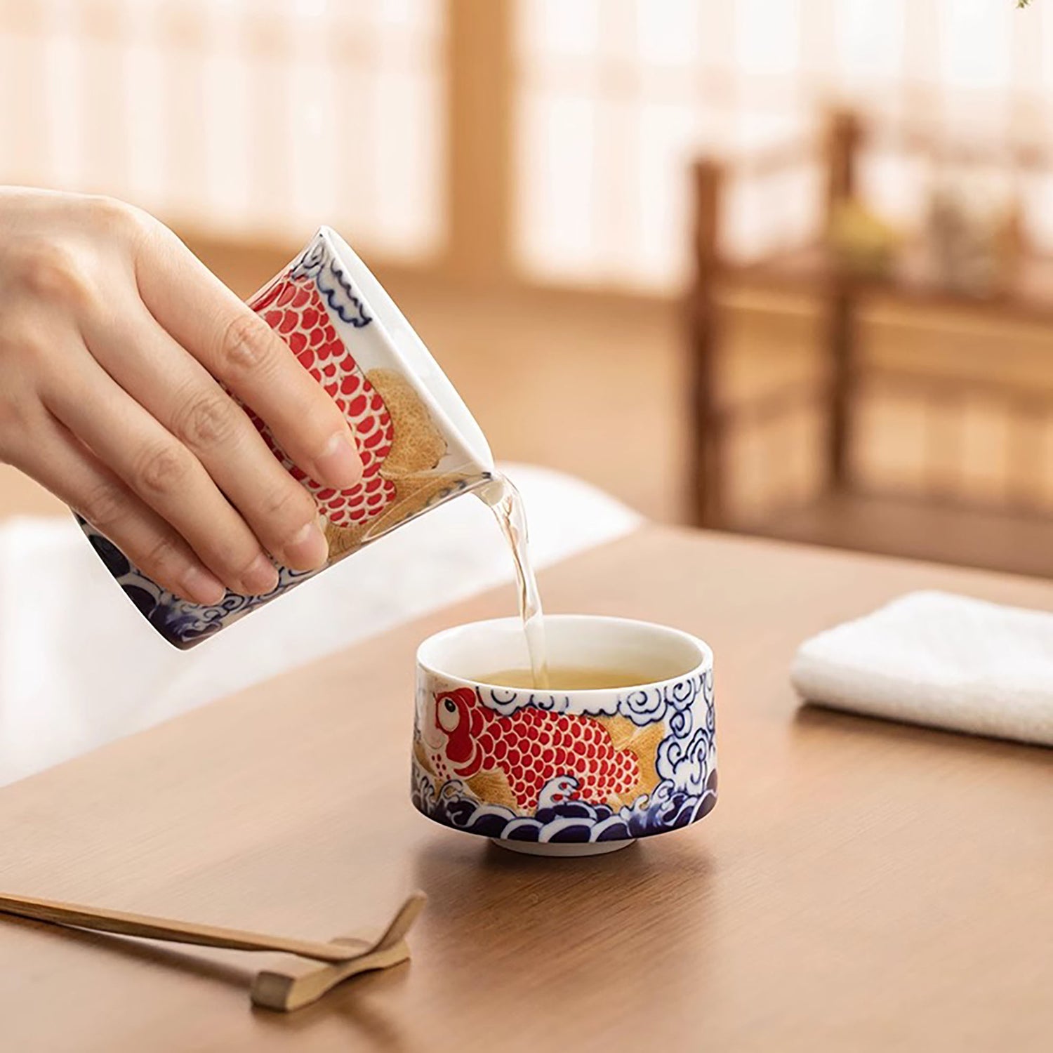 Tasse de maître en porcelaine avec Motif bonheur dragon et poisson,