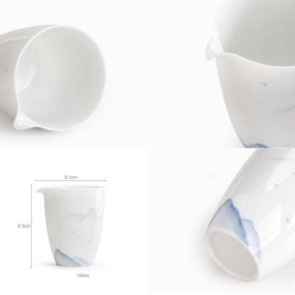 Tasse de partage en Thème &quot;Montagnes Lointaines&quot;