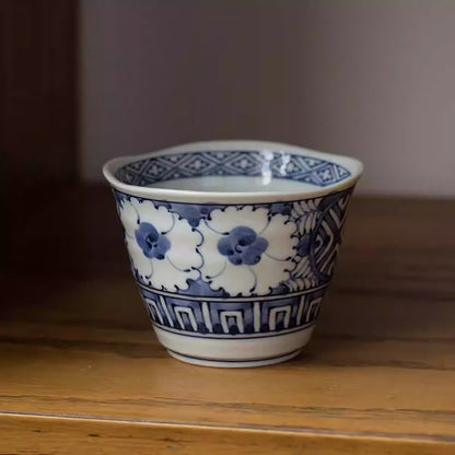 Tasse choko Hasami-yaki  peinte à la main