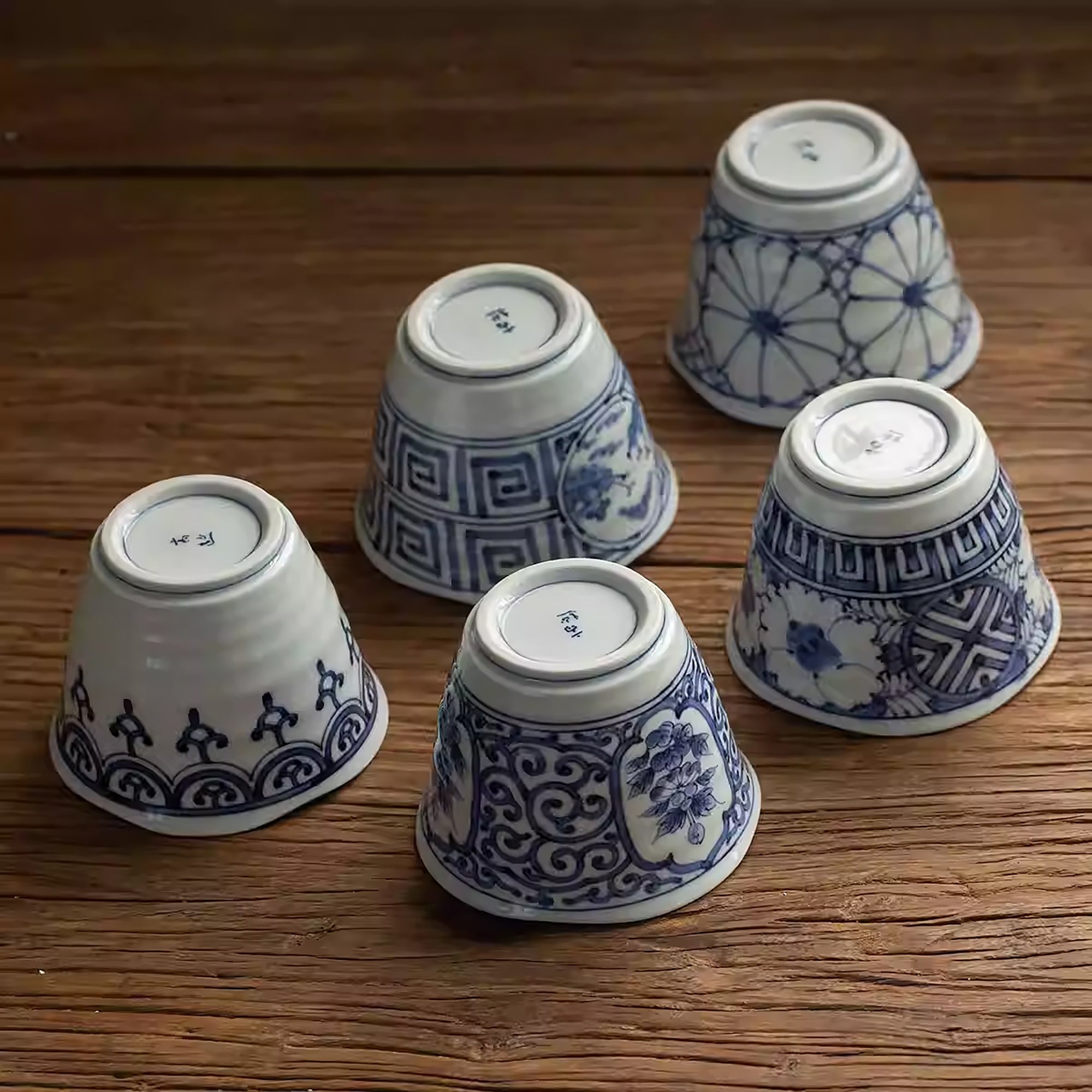 Tasse choko Hasami-yaki  peinte à la main