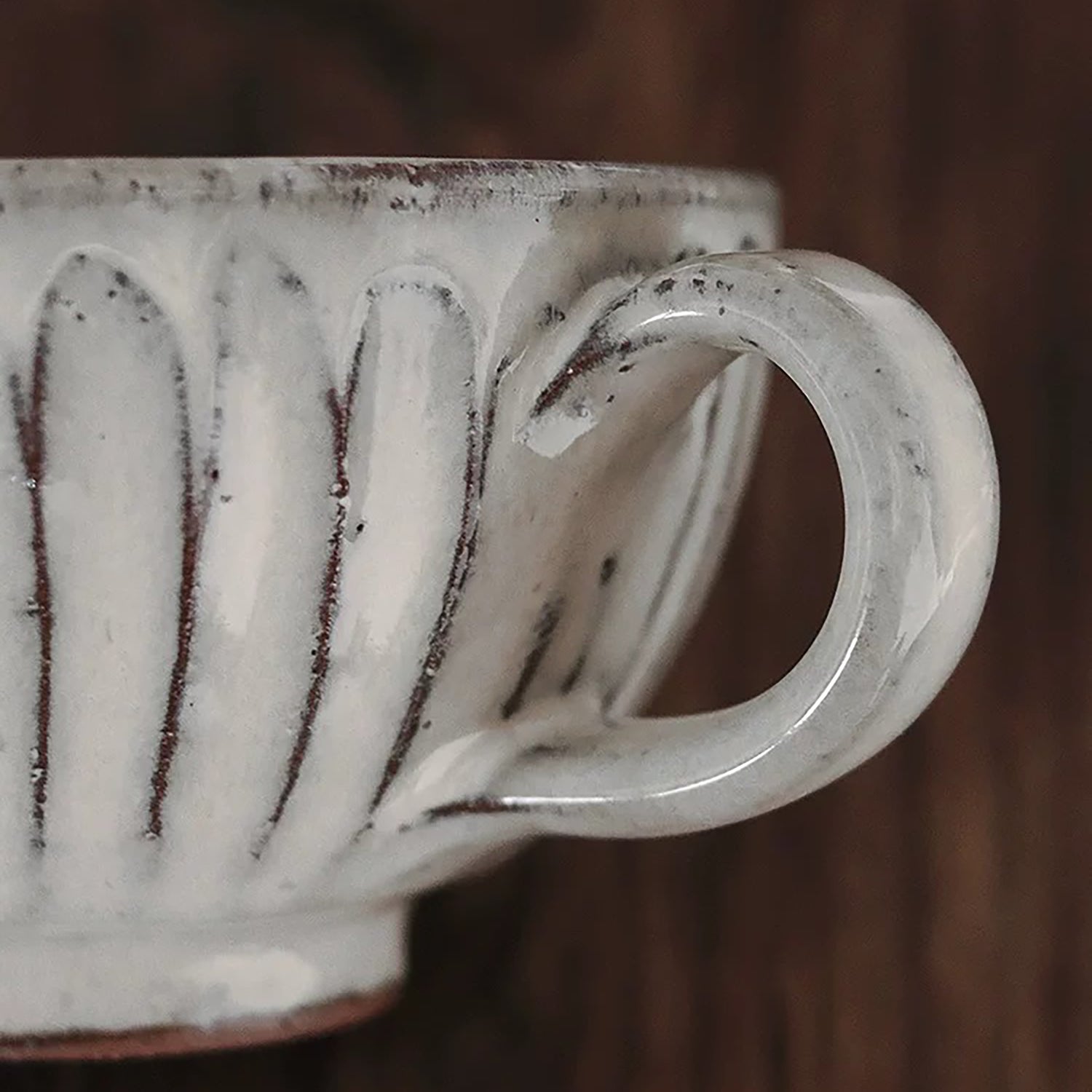 Tasse à café blanche Shigaraki