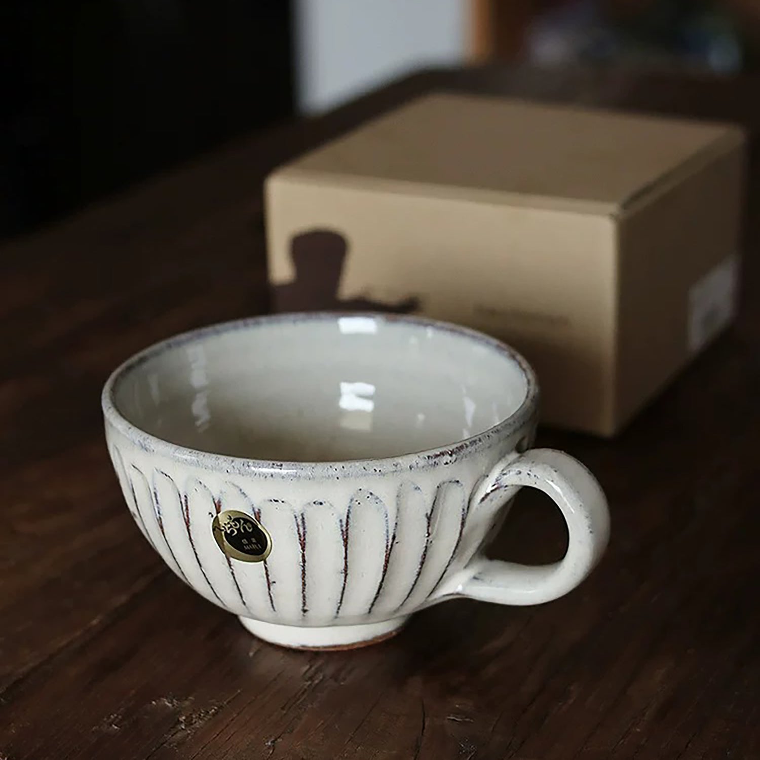 Tasse à café blanche Shigaraki