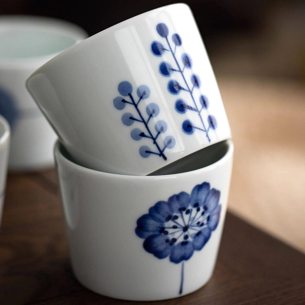 Tasse Minoyaki Hamatou Shirokage à motifs indigo