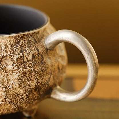 Tasse à partager Kohiki effet pierre à trois pieds avec anse argentée