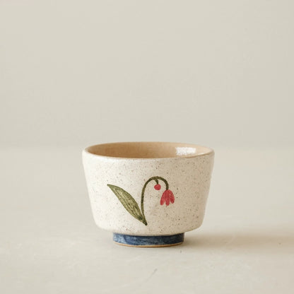 Tasse à thé kohiki décor floral peint à la main