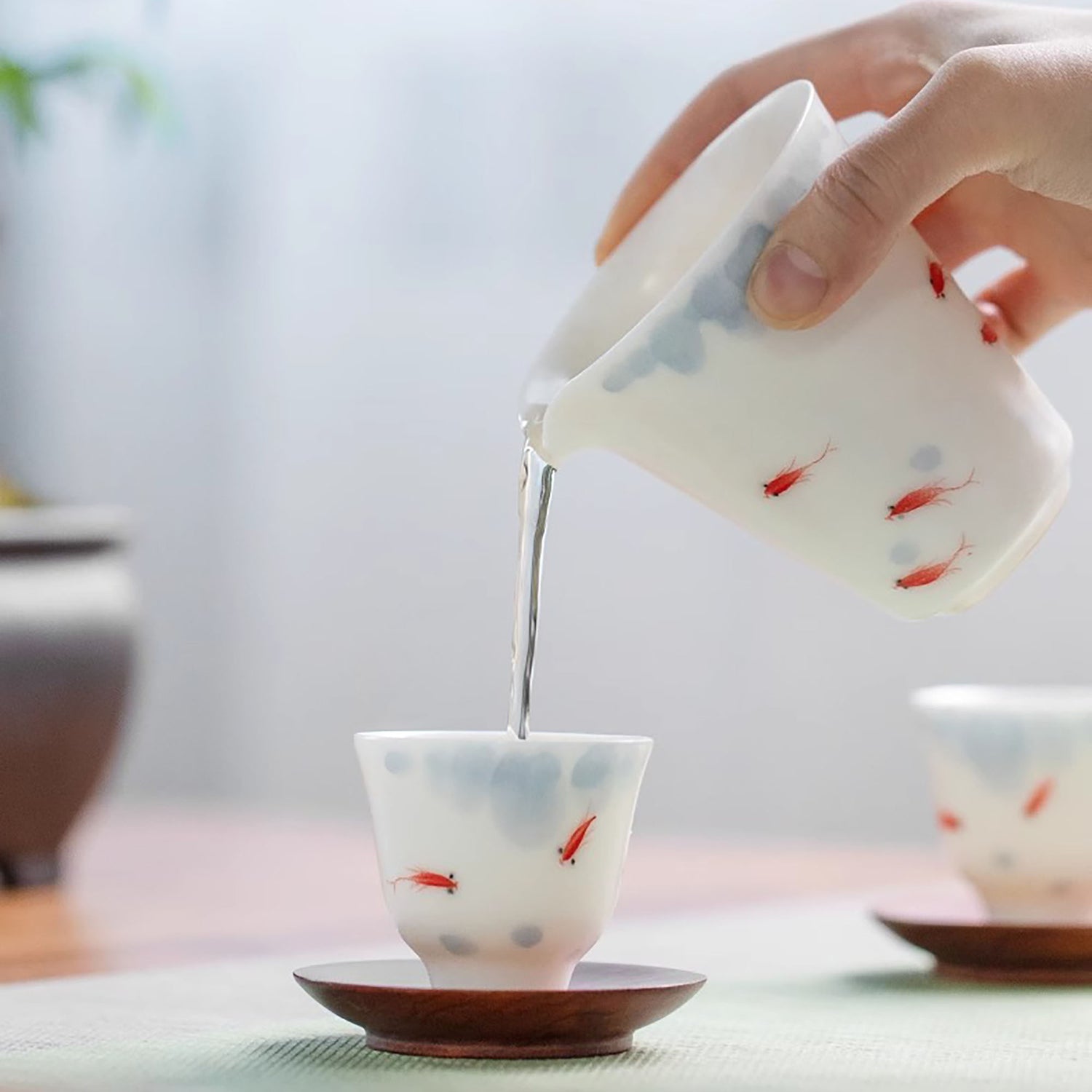 Tasse à thé en porcelaine RU avec motif de poisson bonheur