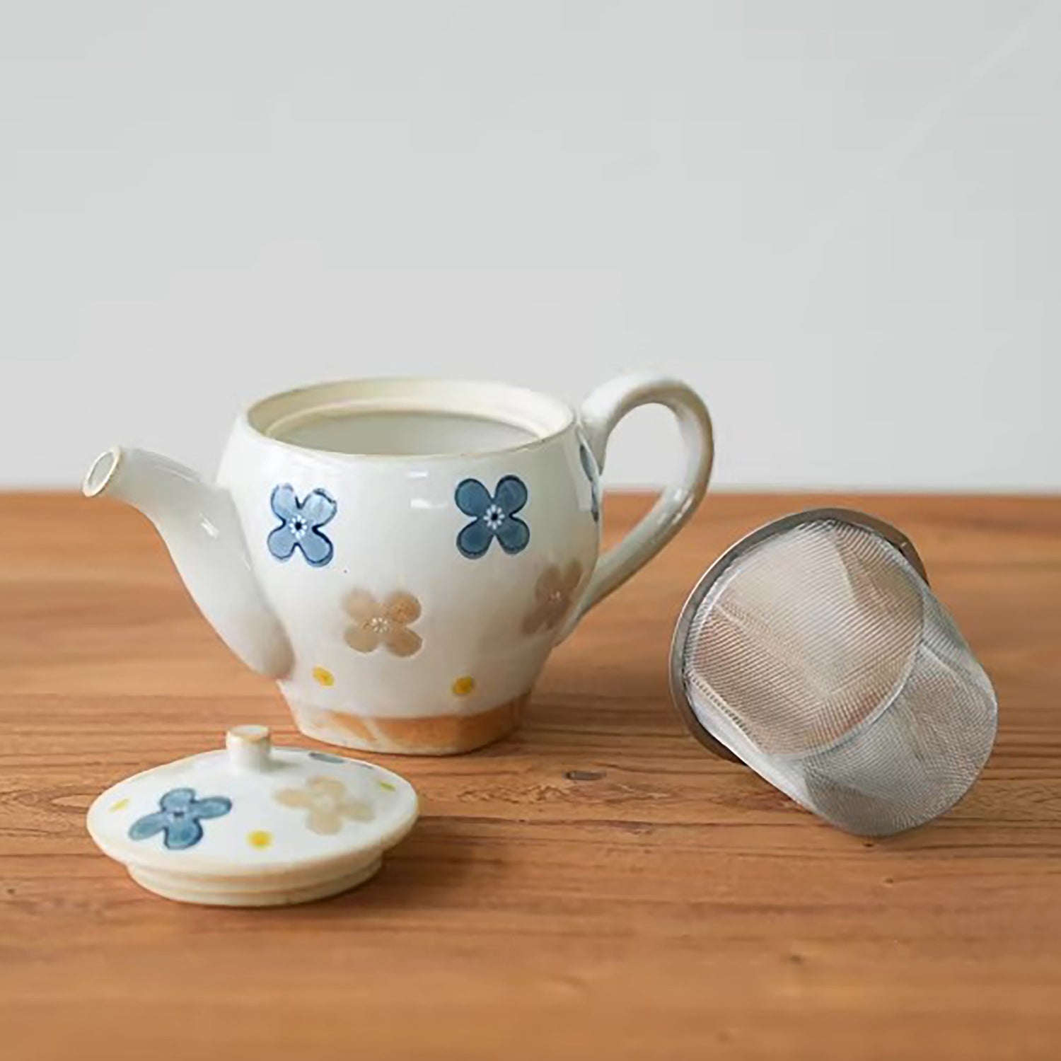 Théière artisanale Hasami-yaki motif fleur