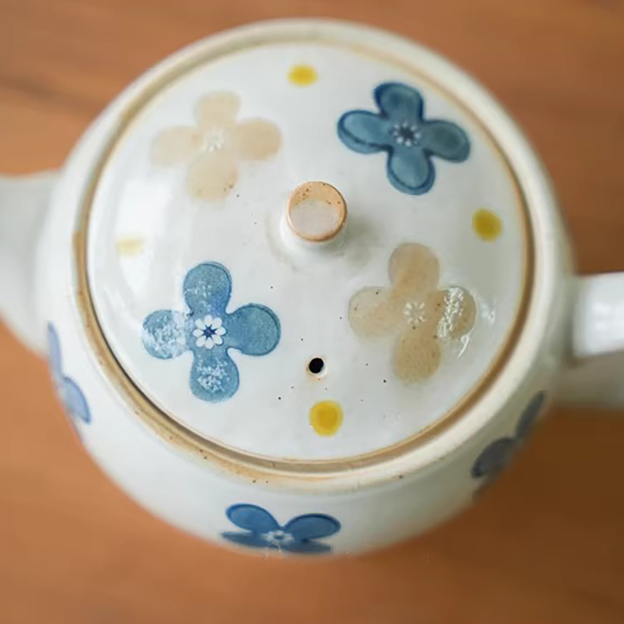 Théière artisanale Hasami-yaki motif fleur