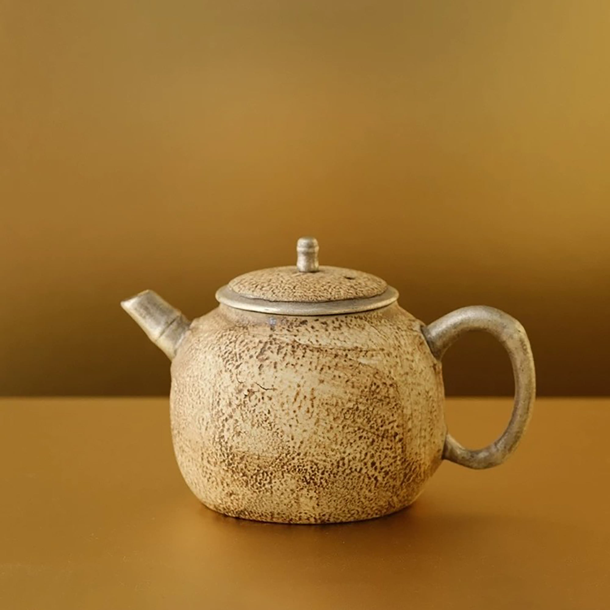 Théière Kohiki effet pierre avec anse forme bambou argentée