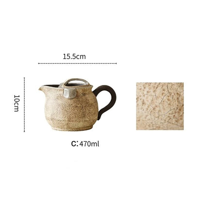 Théière artisanale en argile style wabi-sabi 