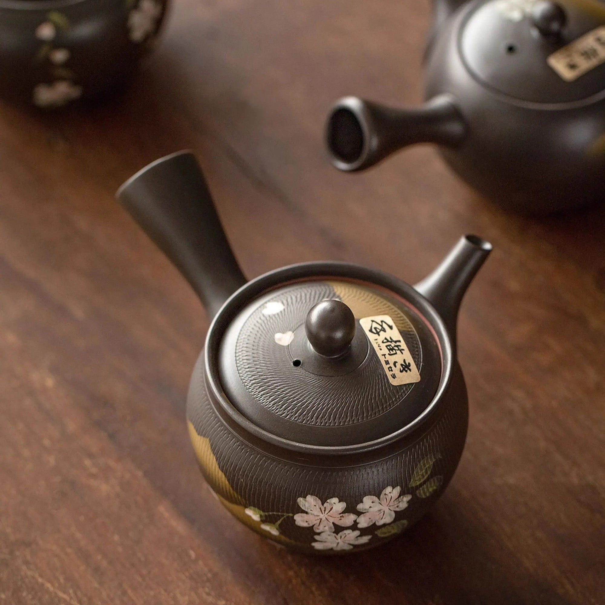 Théière kyusu latérale Tokoname-yaki décor sakura