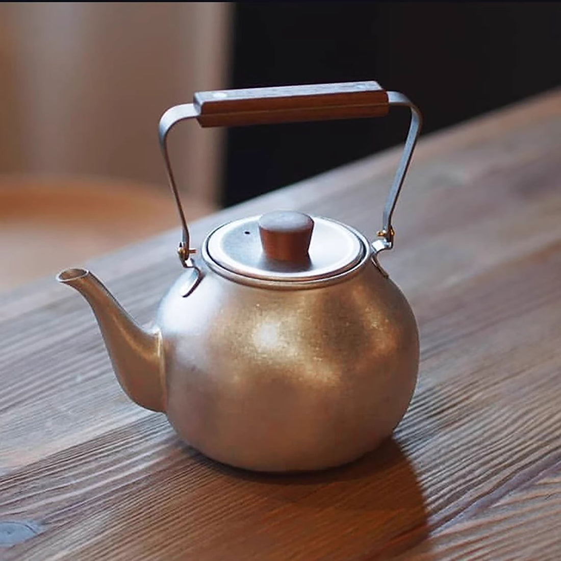 Théière japonaise en inox brossé avec Style rétro minimaliste