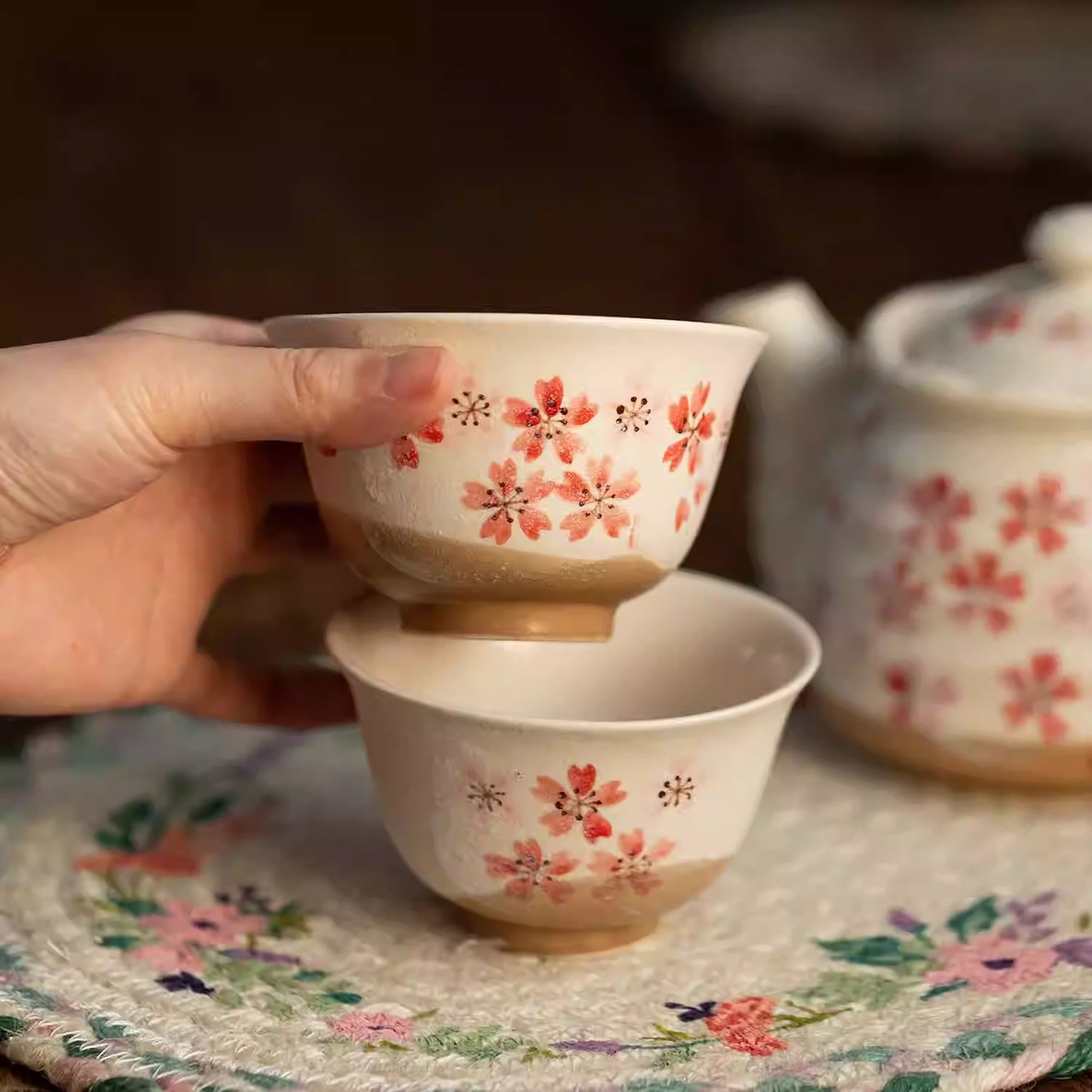 Service à thé Minoyaki motif sakura rose