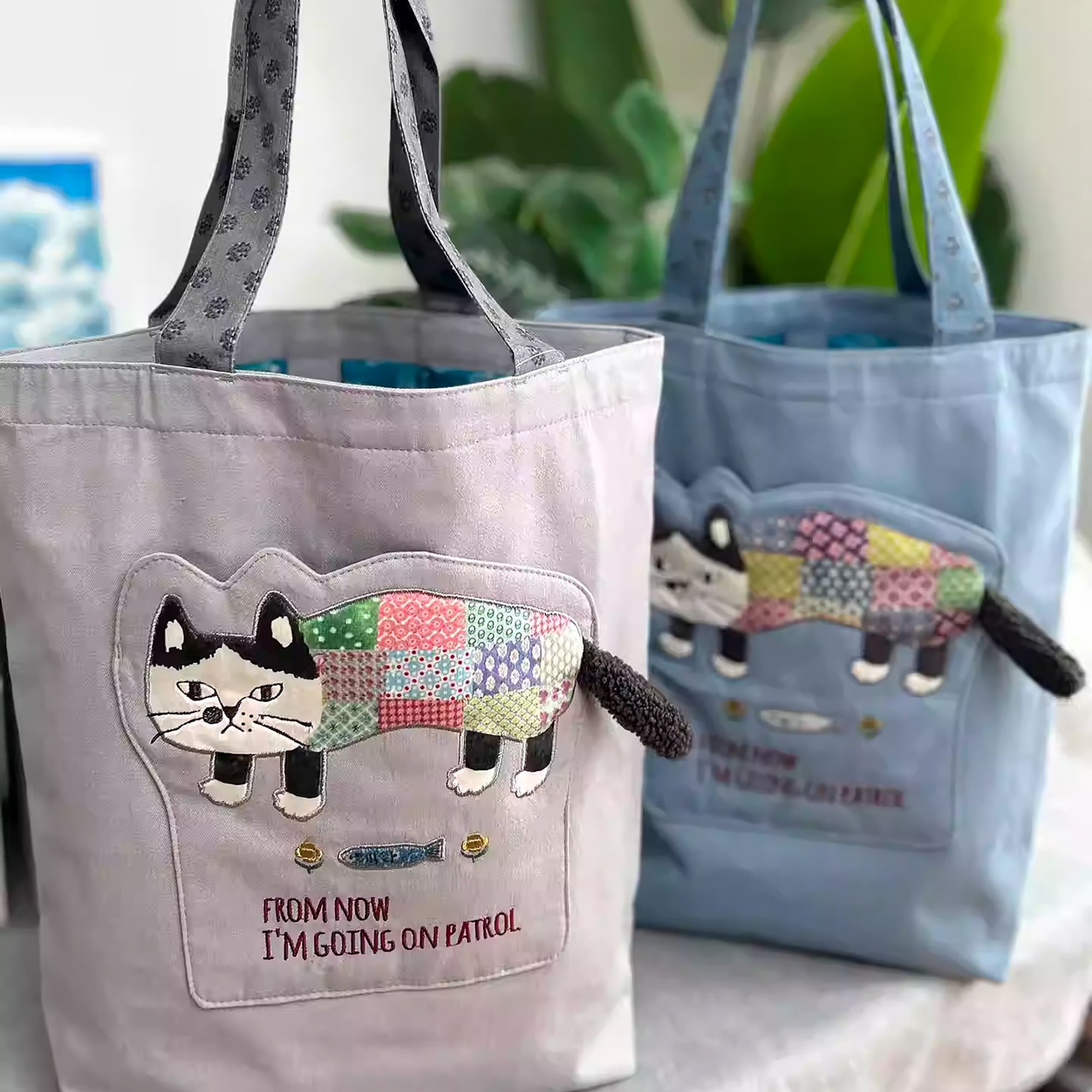Sac cabas en toile brodée chat Kusuguru
