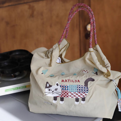 Sac tote en nylon brodé chat Kusuguru