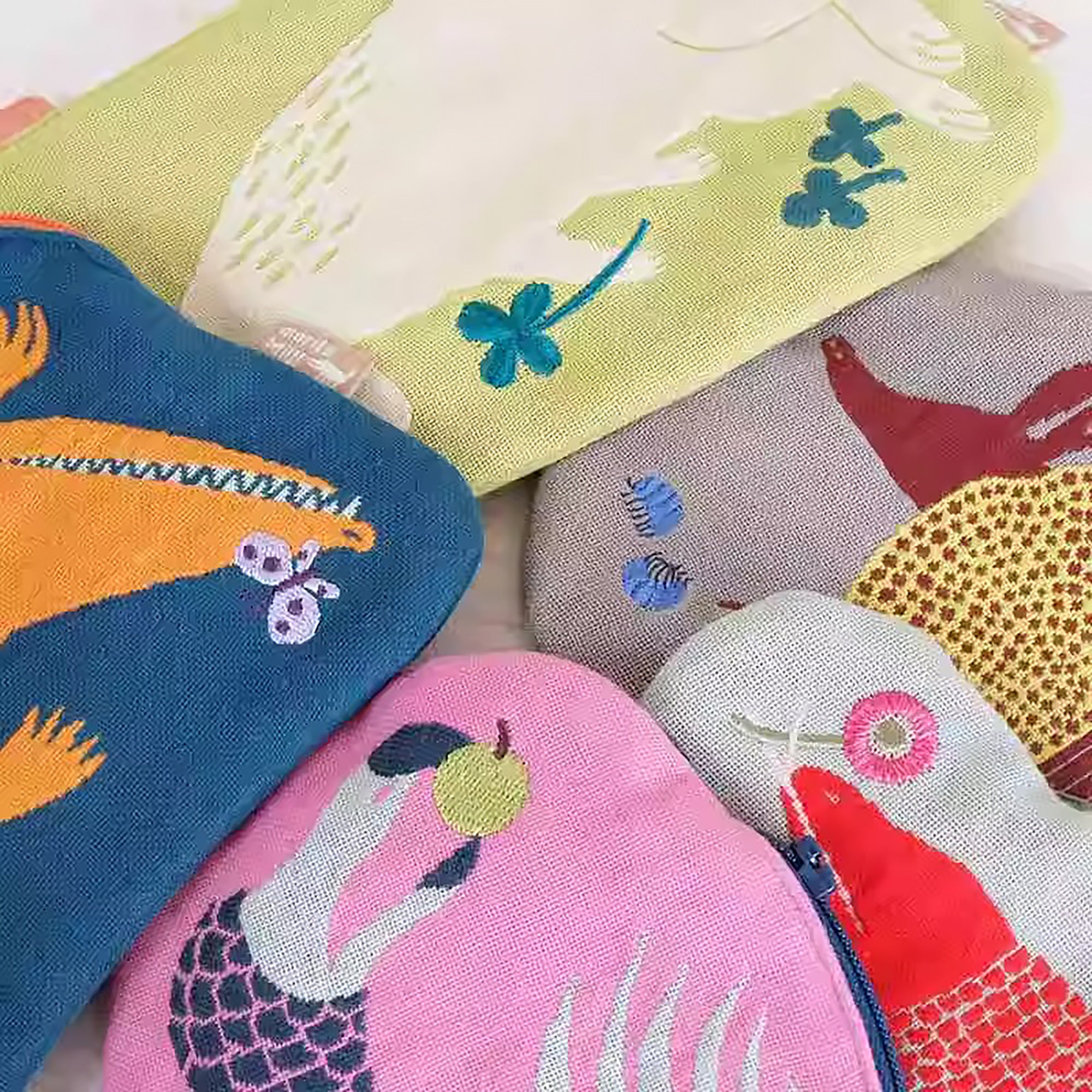 Trousse brodée japonaise Morita MiW