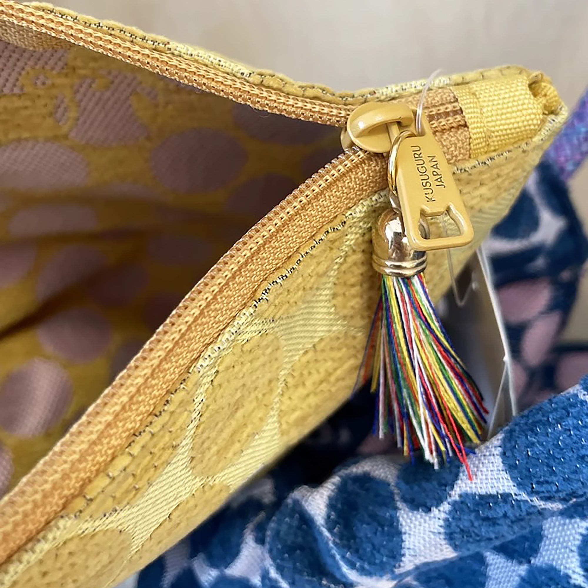 Pochette en tissu chenille Kusuguru motif chat mignon