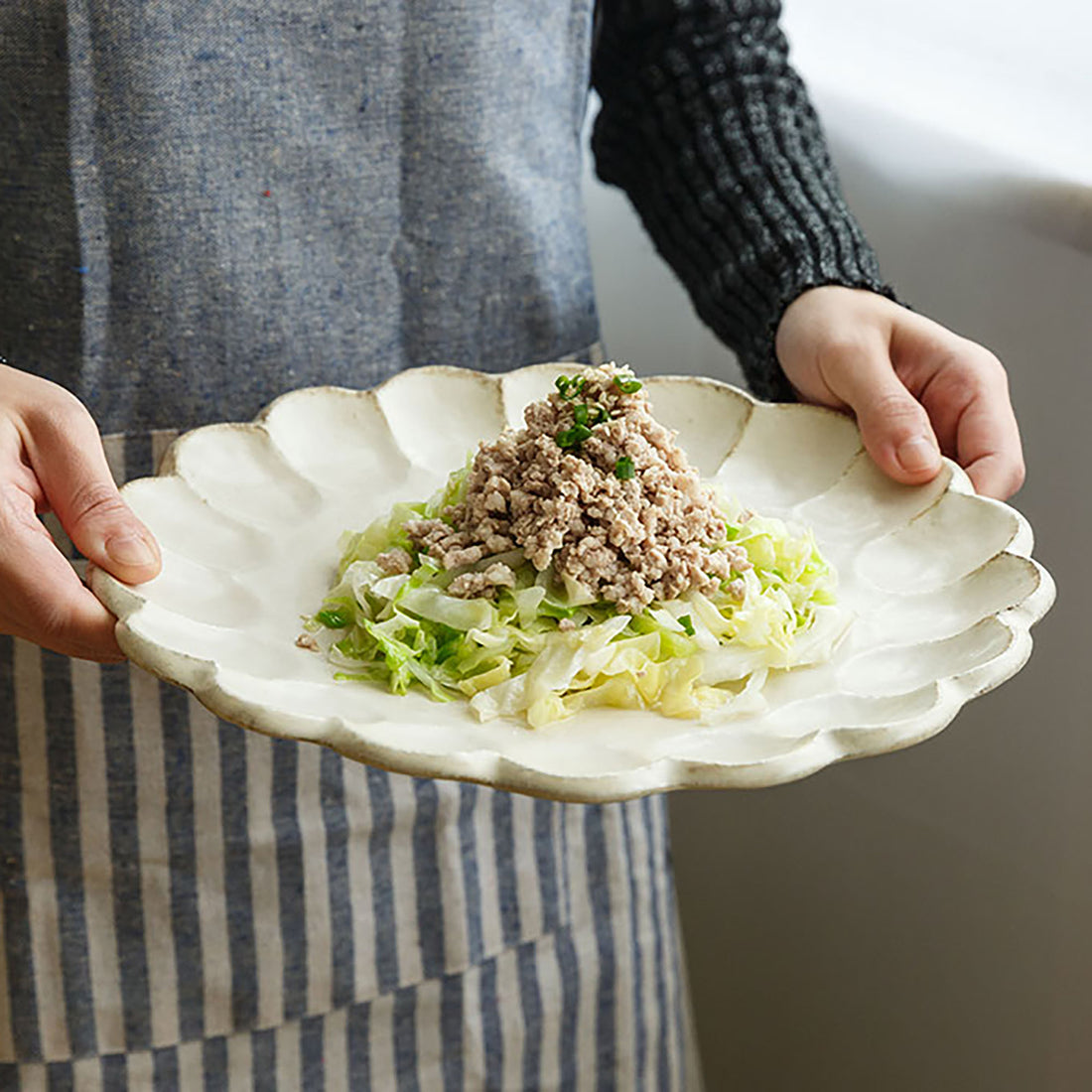 VAISSELLE FORME FLEUR DE KOHYO MINIMALISTE