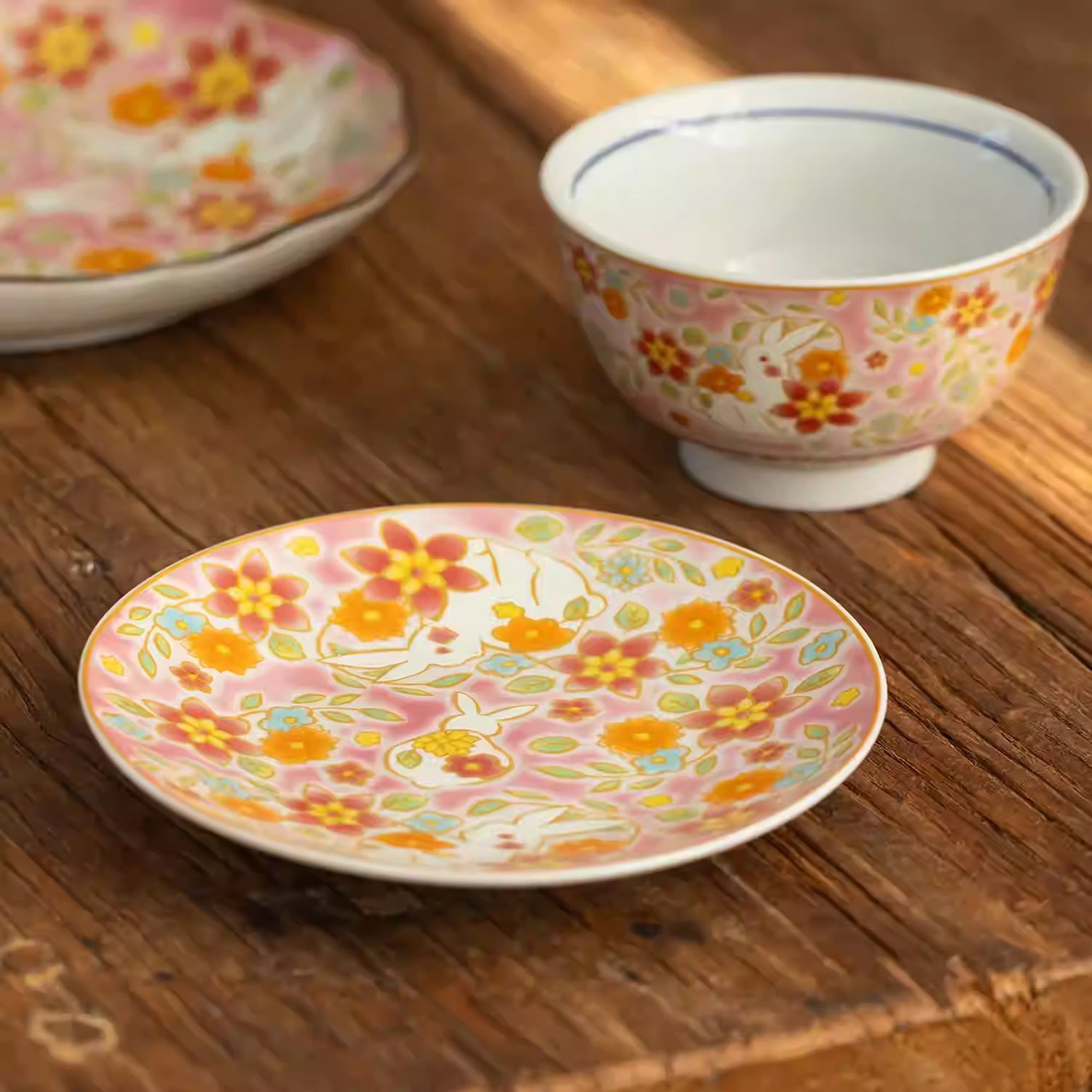 Vaisselle Kutani-yaki motif lapin