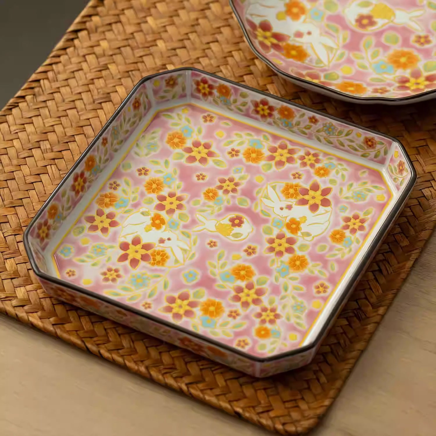 Vaisselle Kutani-yaki motif lapin