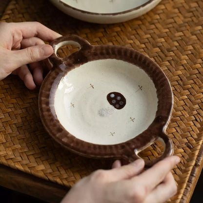Vaisselle en céramique à motifs de champignons