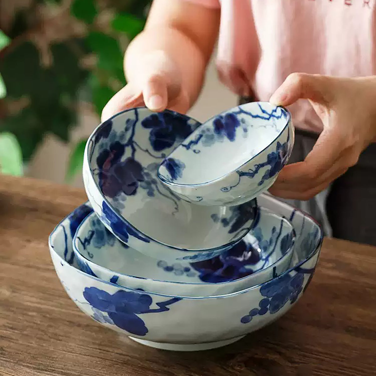 Vaisselle Minoyaki à motif bleu indigo “Kasuri”