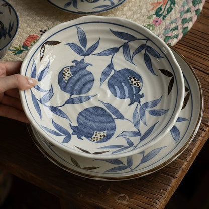 Vaisselle Mino-yaki en céramique à motifs de grenade bleus
