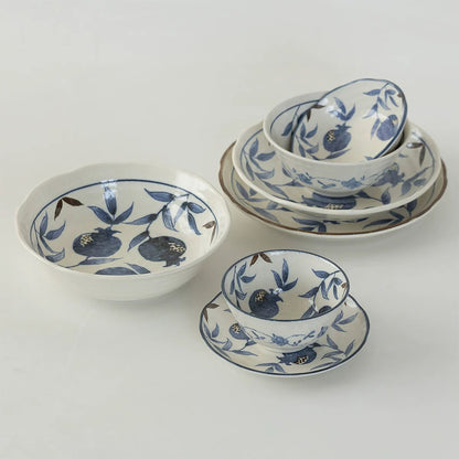 Vaisselle Mino-yaki en céramique à motifs de grenade bleus