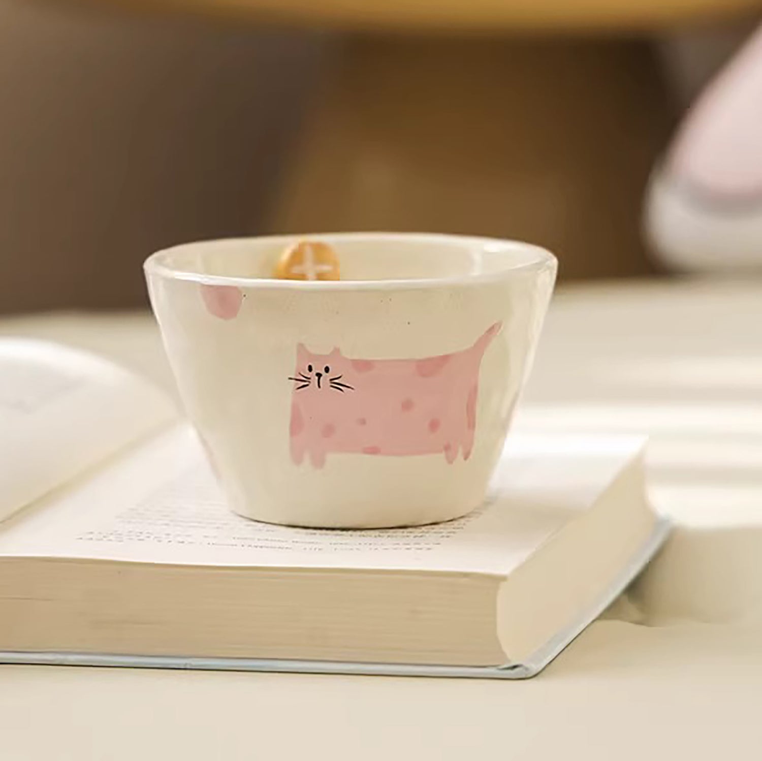 Vaisselle en céramique peint à la main avec motif chat