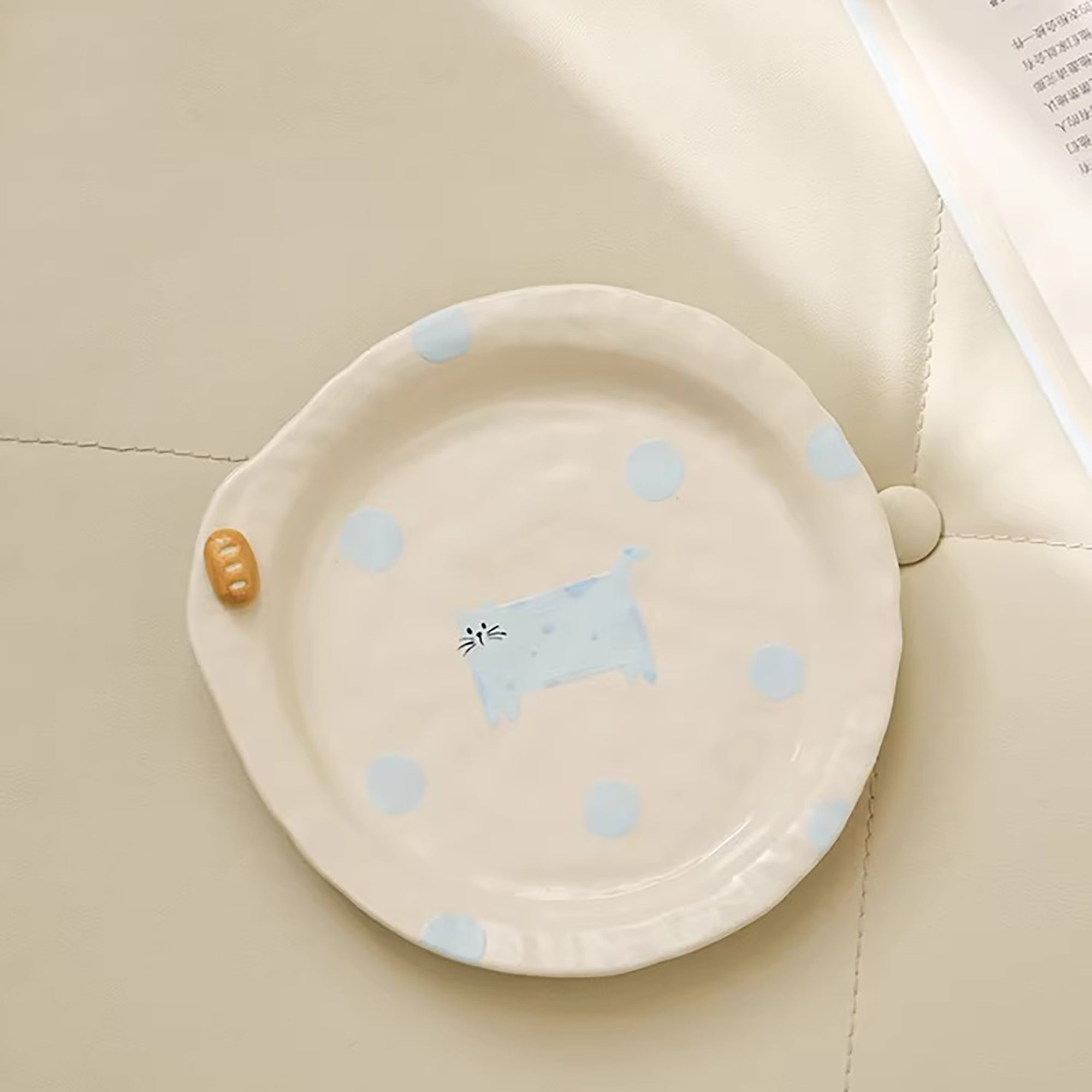 Vaisselle en céramique peint à la main avec motif chat