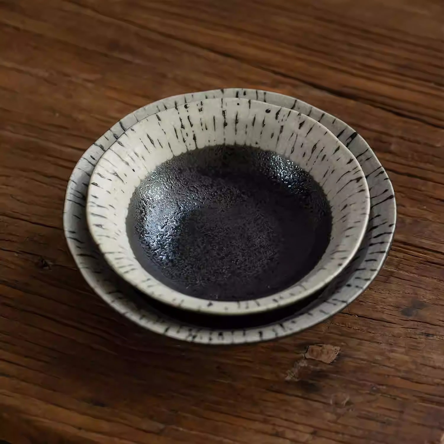 Assiette en céramique Mino avec motif togusa