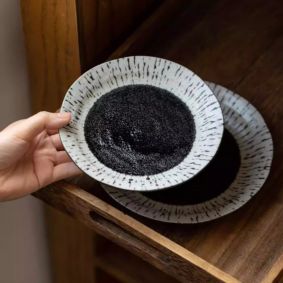 Assiette en céramique Mino avec motif togusa
