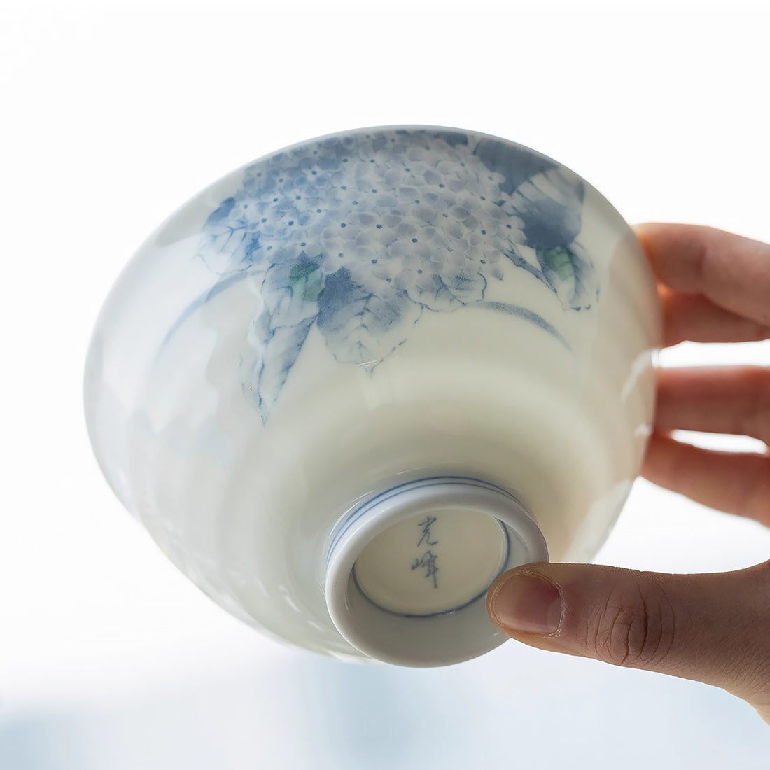 Vaisselle en porcelaine Minoyaki avec Motif hortensia