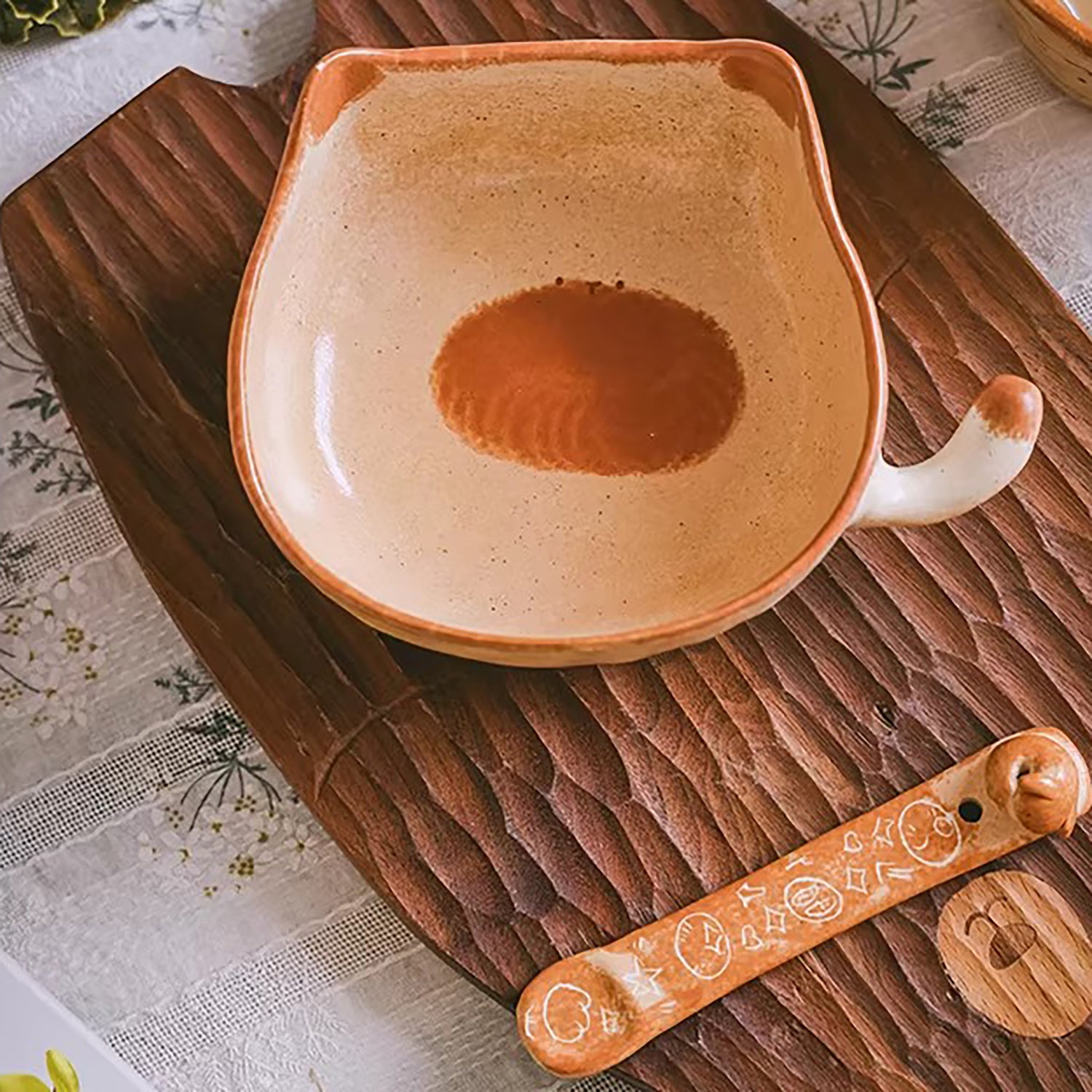 Assiettes et bols artisanaux