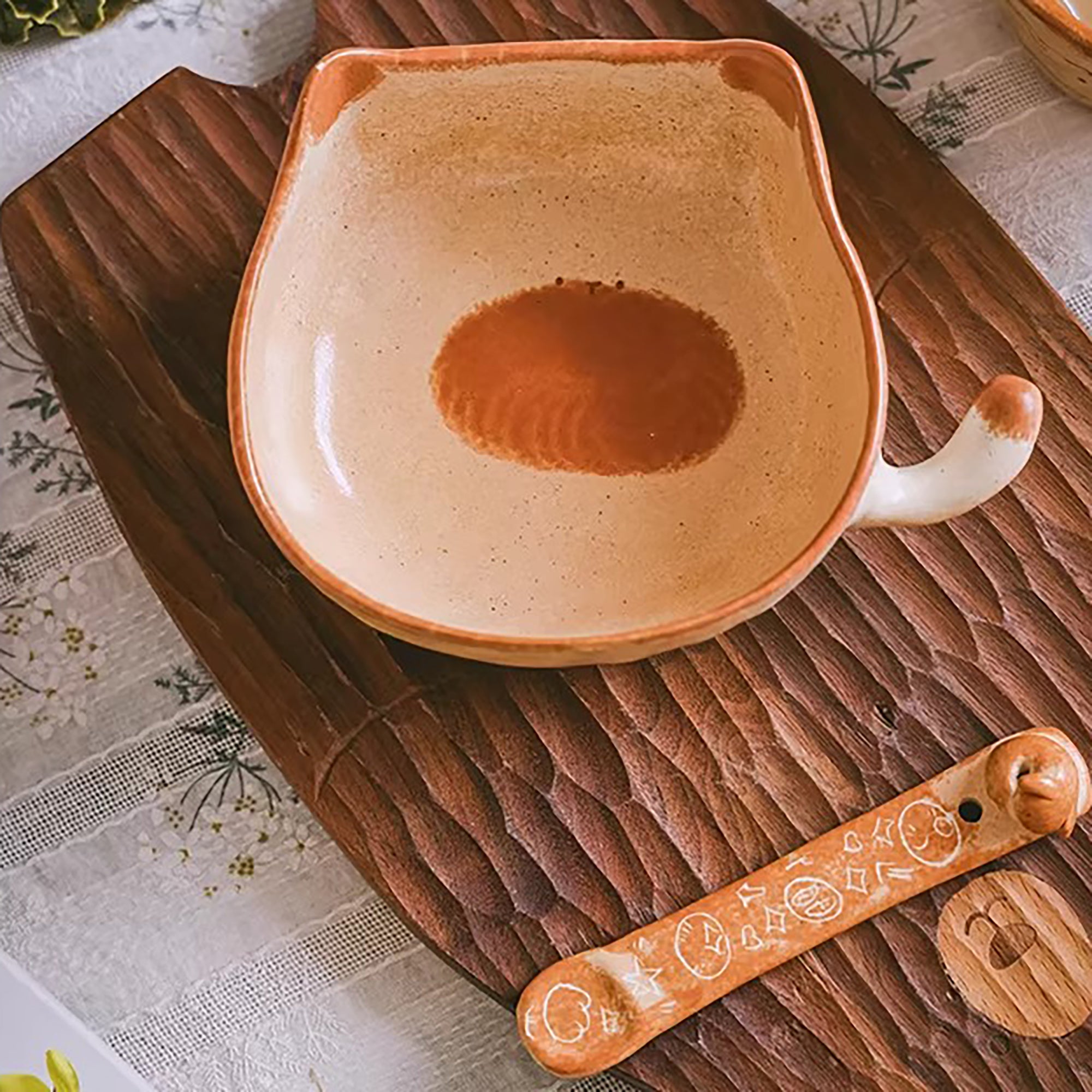 Assiettes et bols artisanaux