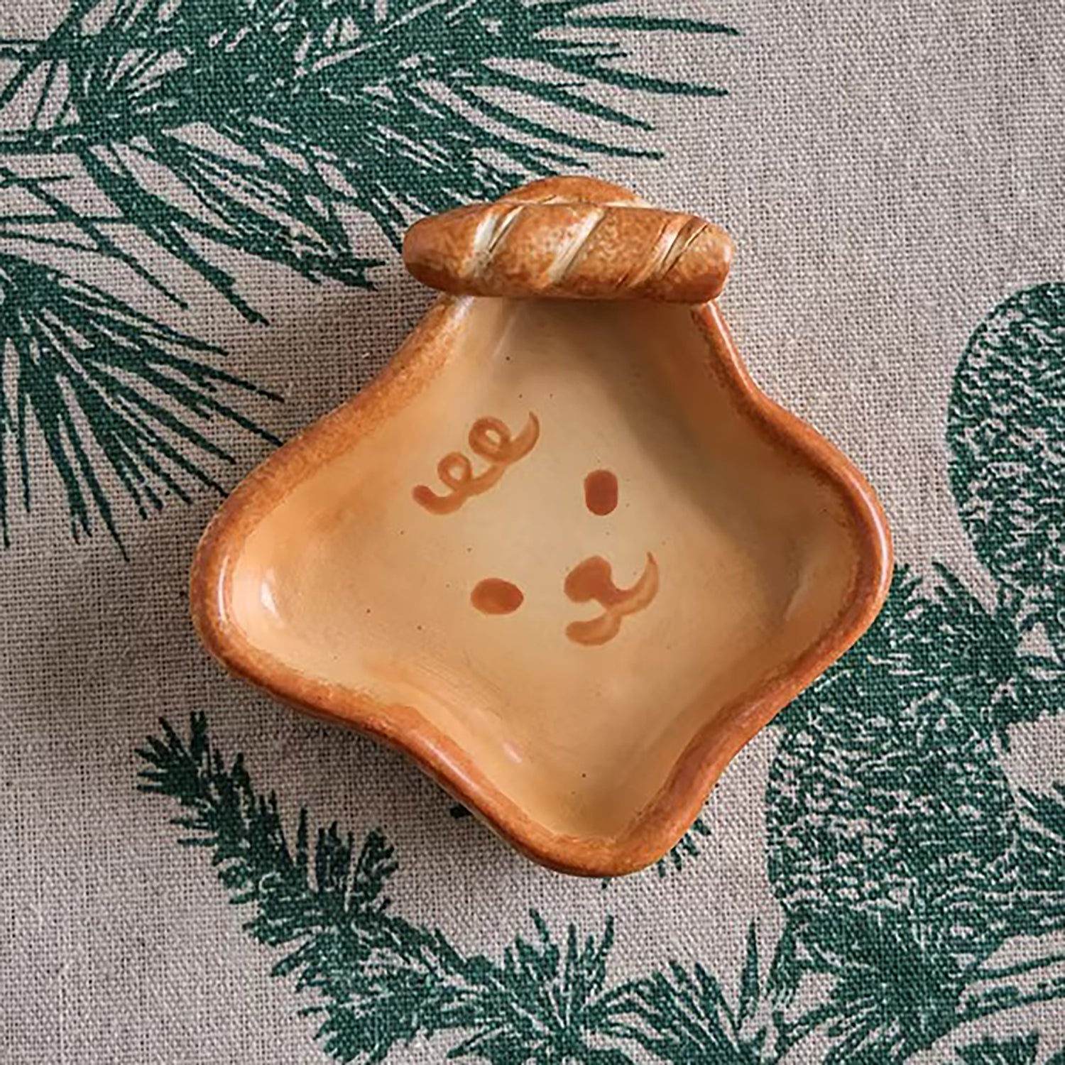 Assiettes et bols artisanaux